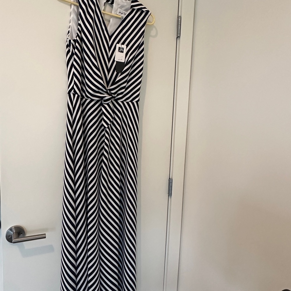 Joseph Ribkoff-Blue & White Striped Maxi Dress. Perfect for summer.NWT Size 8